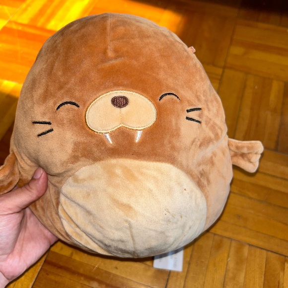 Squishmallows | “Bruce” the walrus Cute big Brown Plush Pillow - Picture 8 of 8